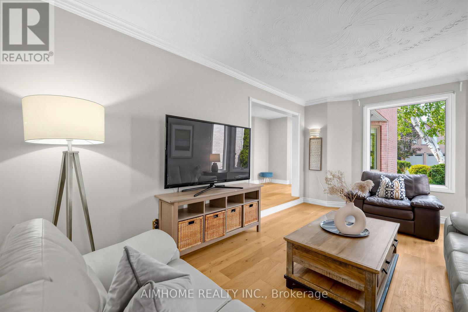 68 AITKEN CIRCLE - 10