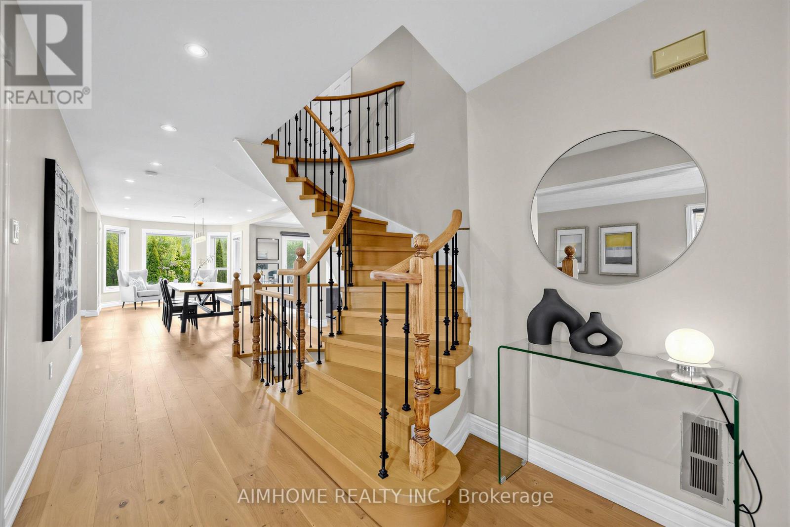 68 AITKEN CIRCLE - 13