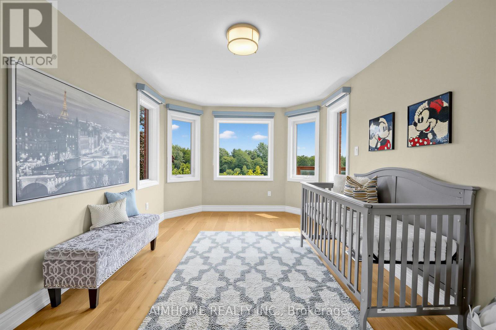 68 AITKEN CIRCLE - 24