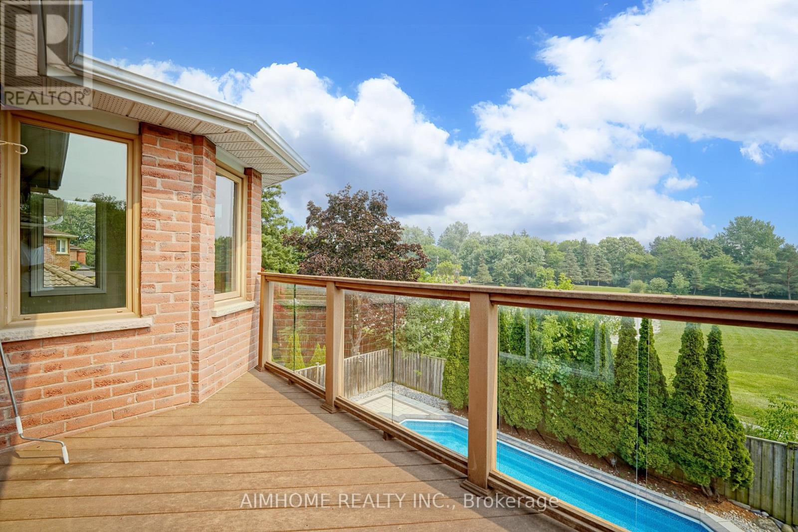 68 AITKEN CIRCLE - 31