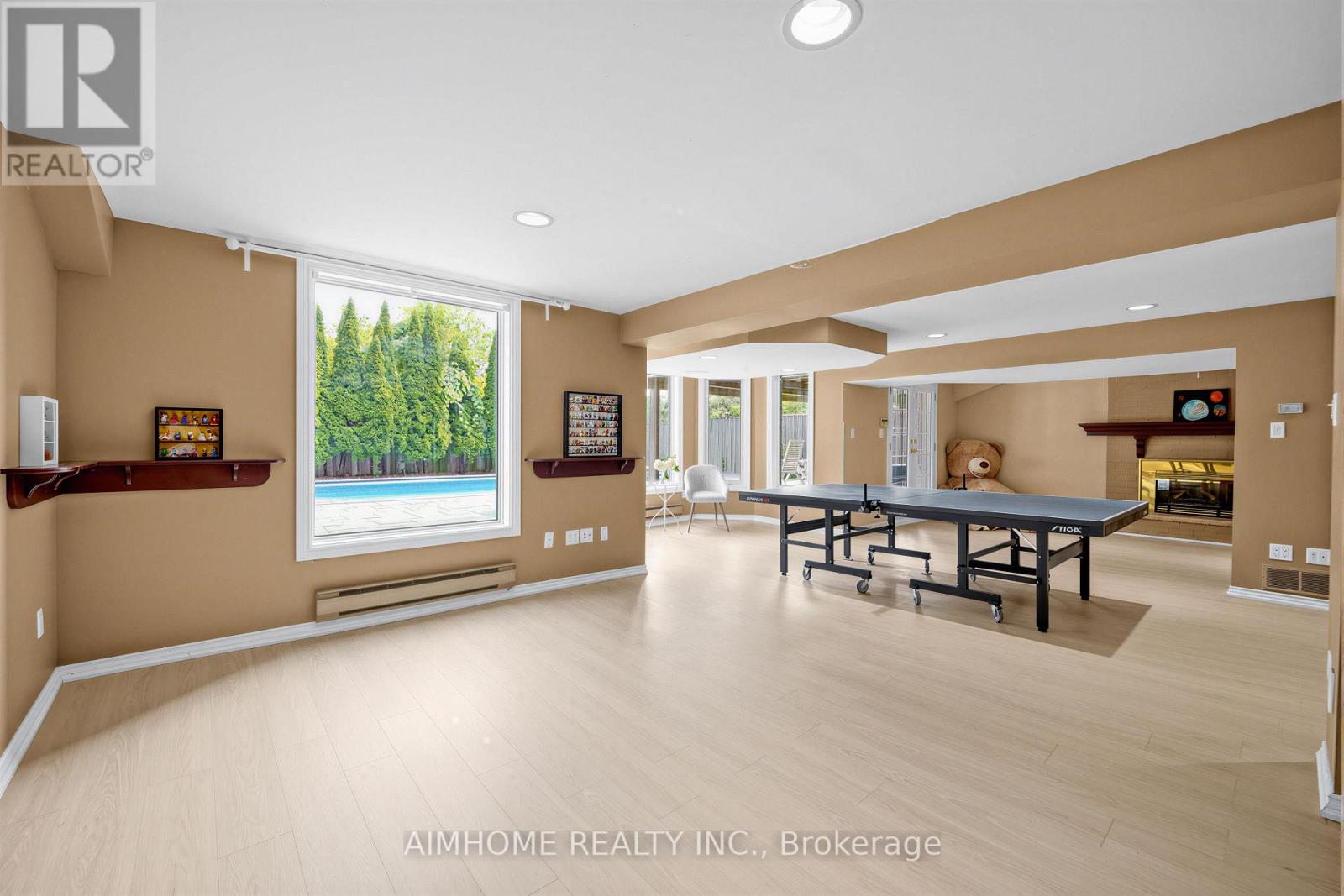 68 AITKEN CIRCLE - 34