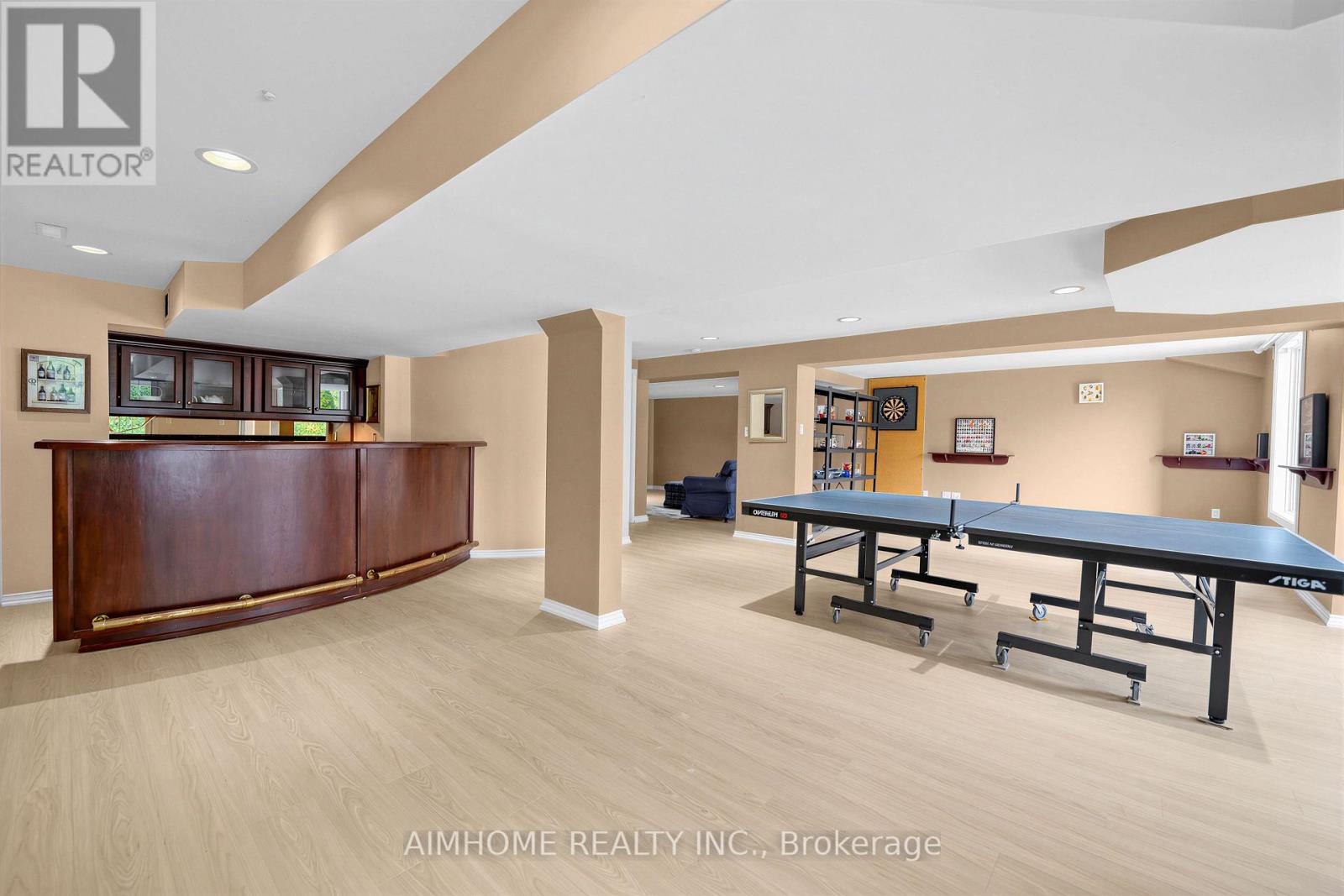 68 AITKEN CIRCLE - 39