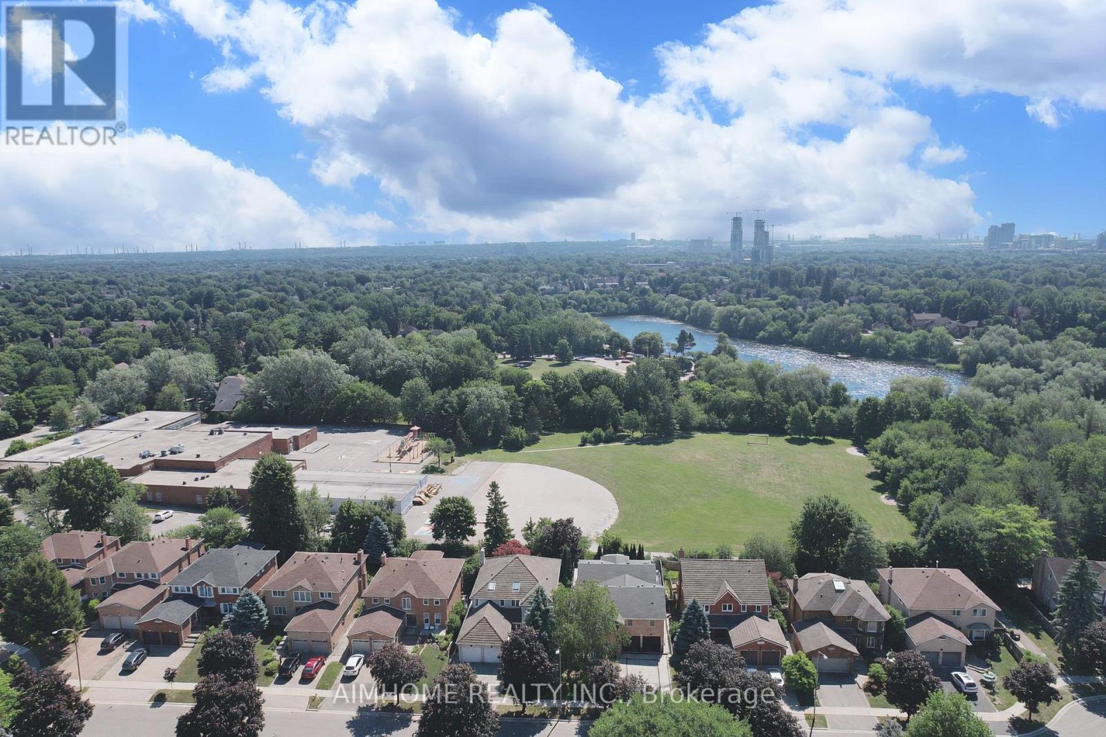 68 AITKEN CIRCLE - 48
