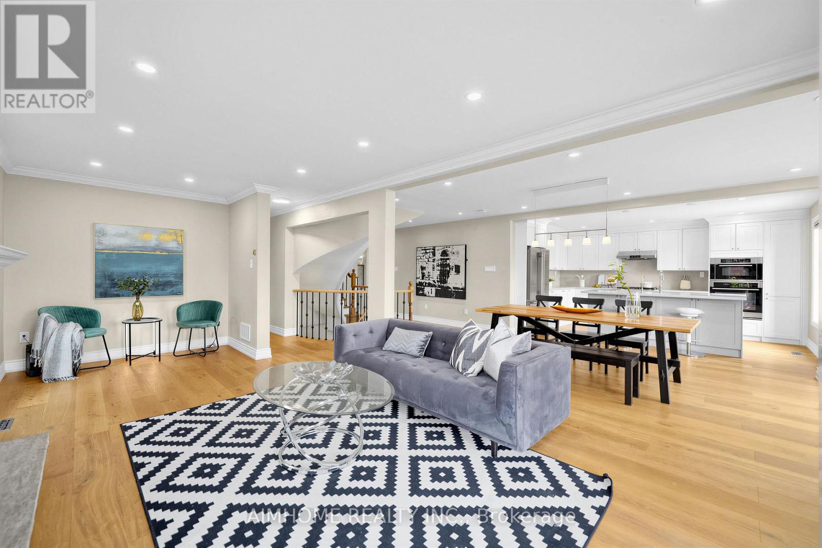 68 AITKEN CIRCLE - 7