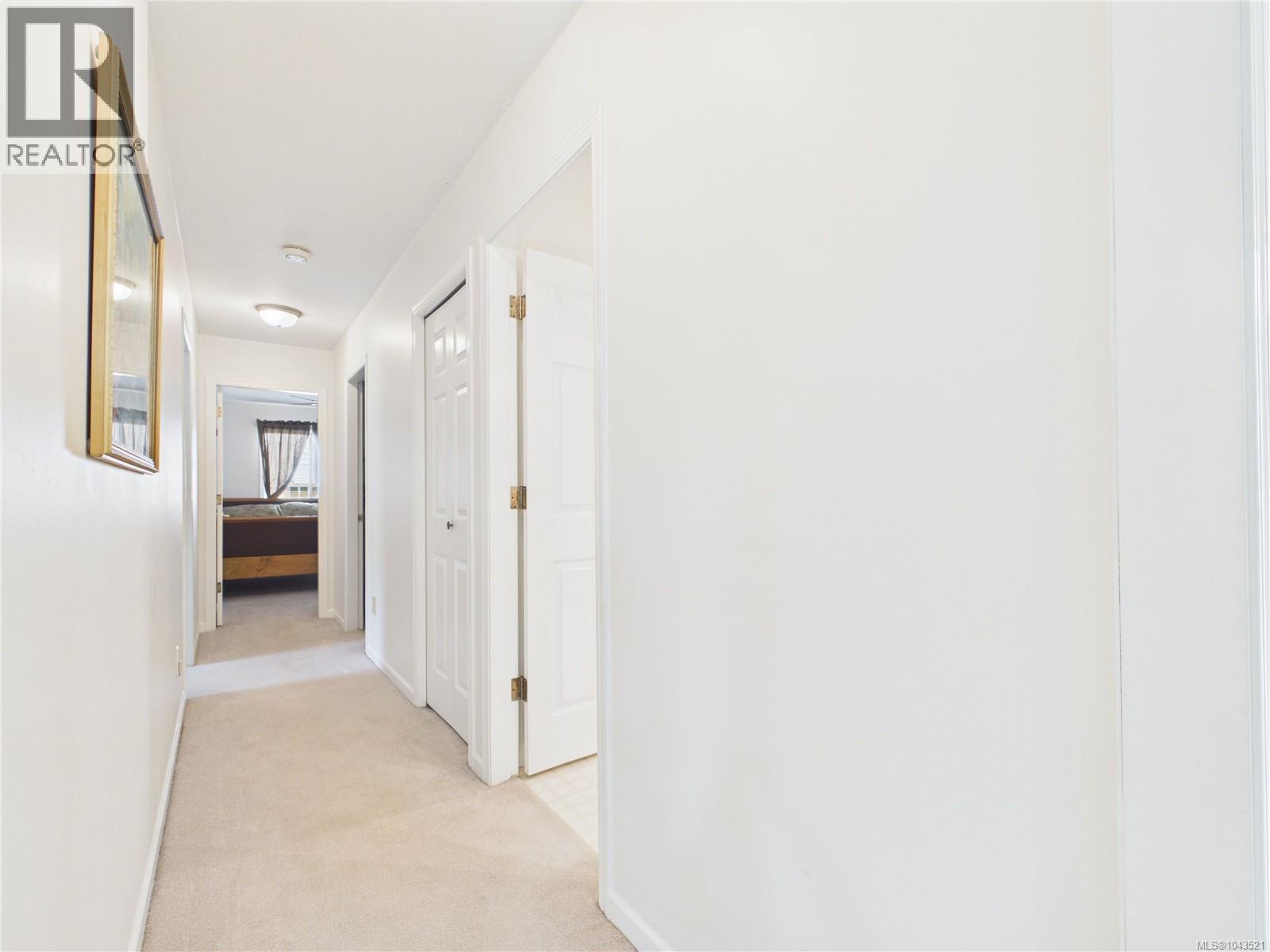 1650 Admiral Tryon Blvd - 44