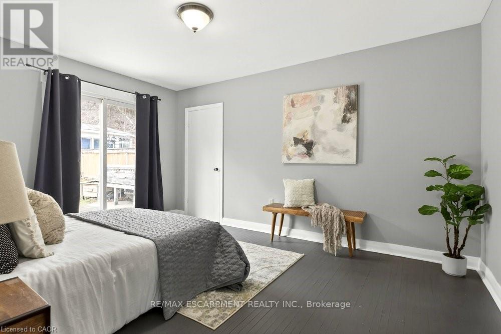 76 MARGARET AVENUE - 13