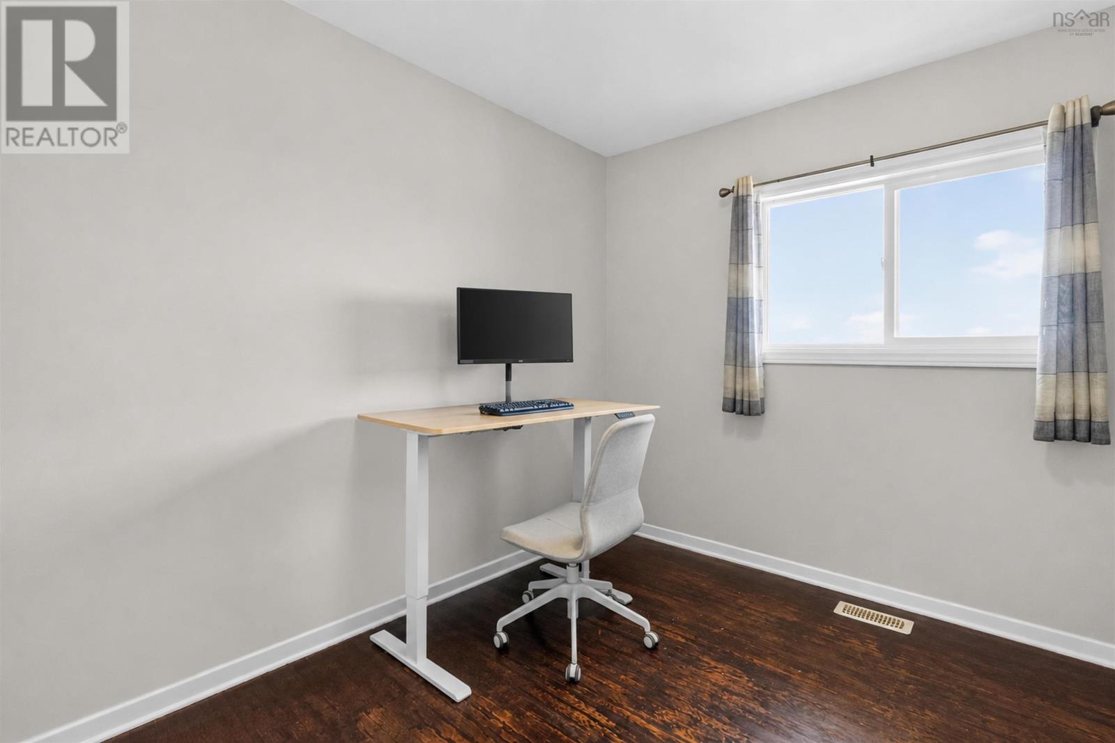 2325 Crowell Road - 24