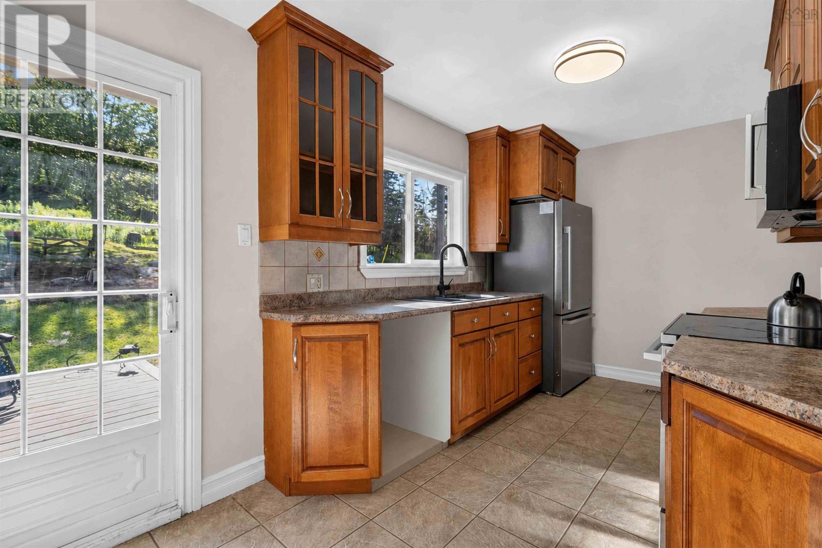 2325 Crowell Road - 8
