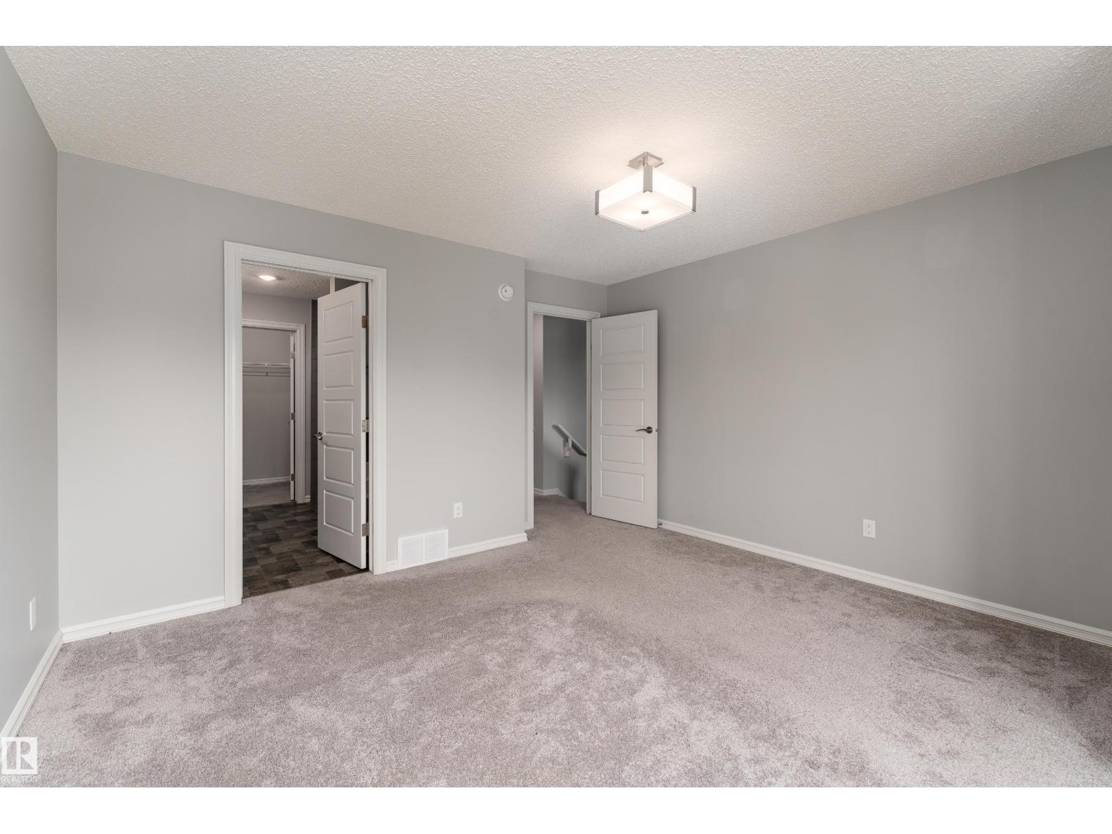 8811 223 ST NW - Image 36