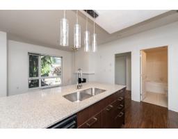 216 13339 102a Avenue, Surrey, BC V3T0C5 Photo 7