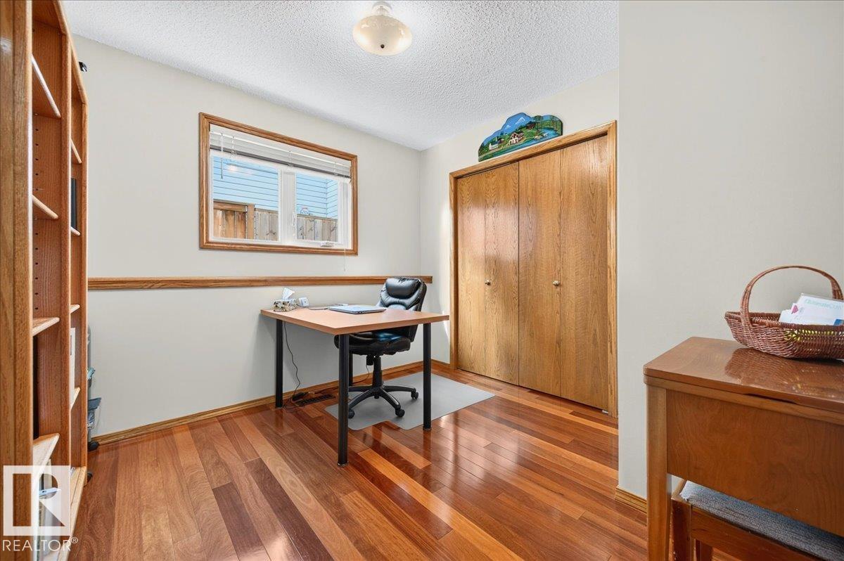 10 WESTMEWS - 34