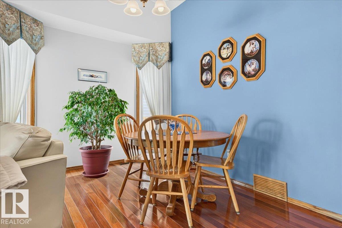 10 WESTMEWS - 13