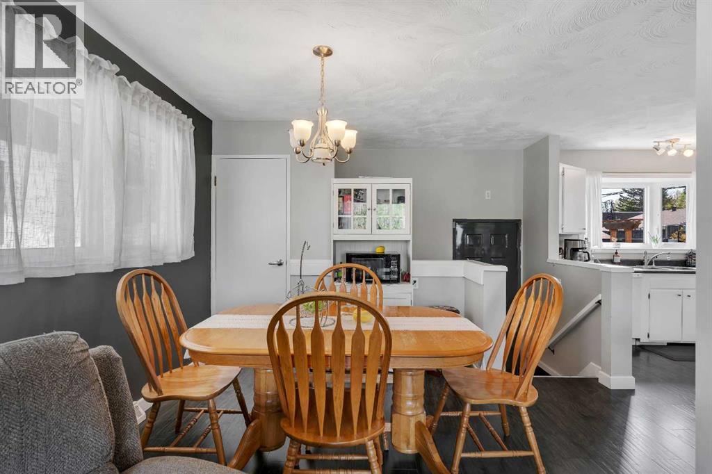 249 Acadia Drive SE - 10