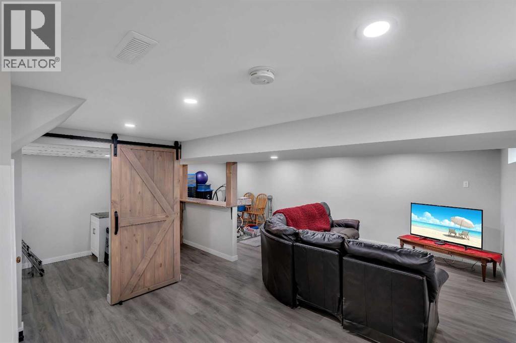 249 Acadia Drive SE - 22