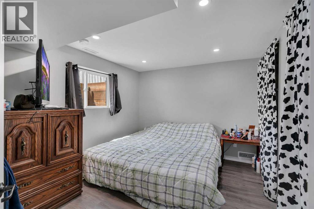 249 Acadia Drive SE - 27