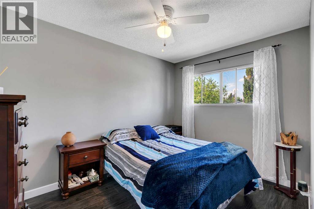 249 Acadia Drive SE - 17