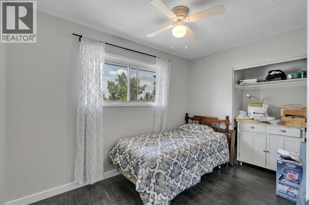 249 Acadia Drive SE - 18