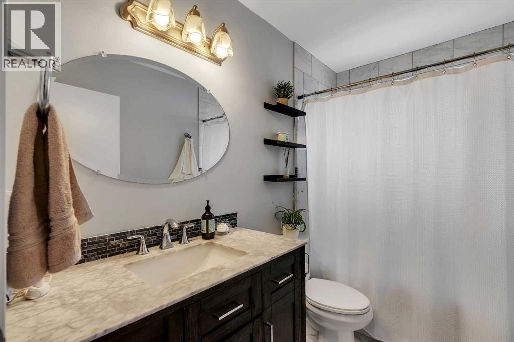 249 Acadia Drive SE - 16