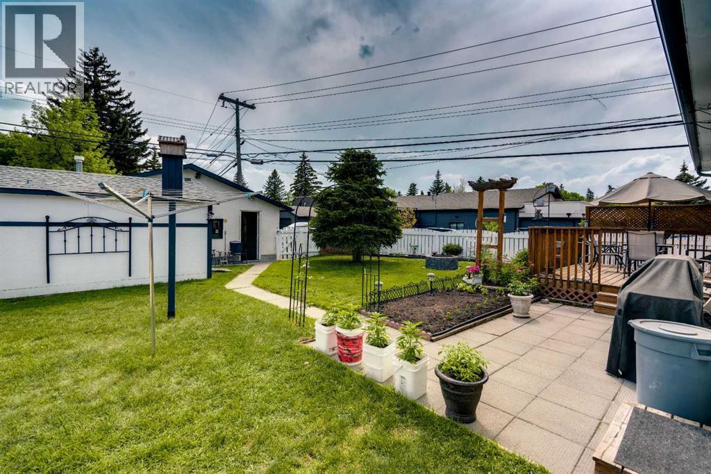 249 Acadia Drive SE - 36