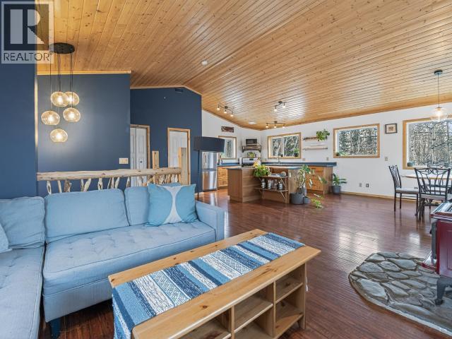 104 KENNEDY STREET - 5
