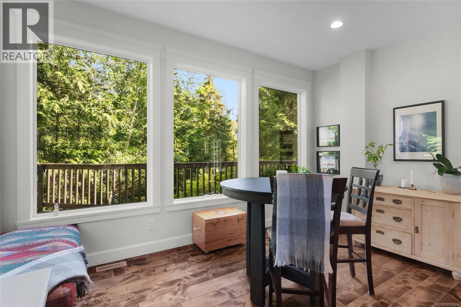 1571 Meadowood Way - 9