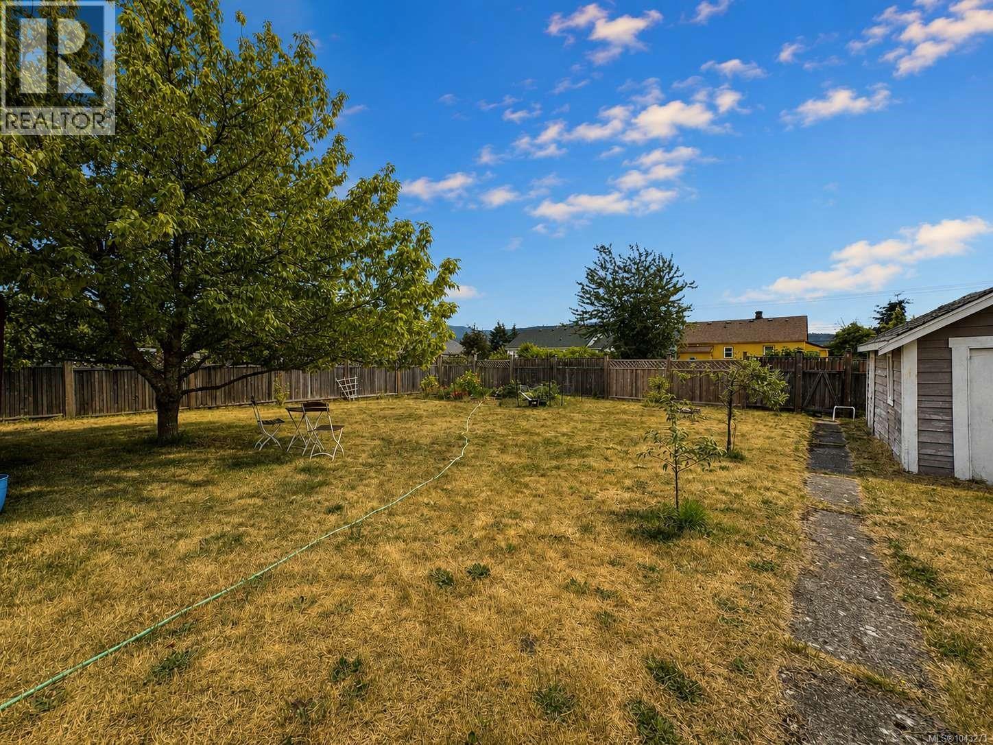 2738 12th Ave - 5