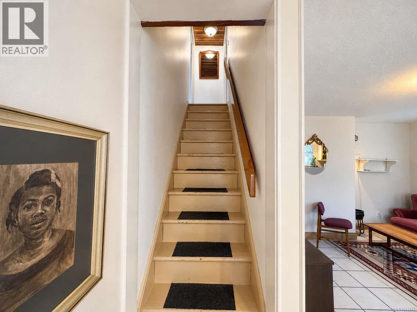 2738 12th Ave - 16