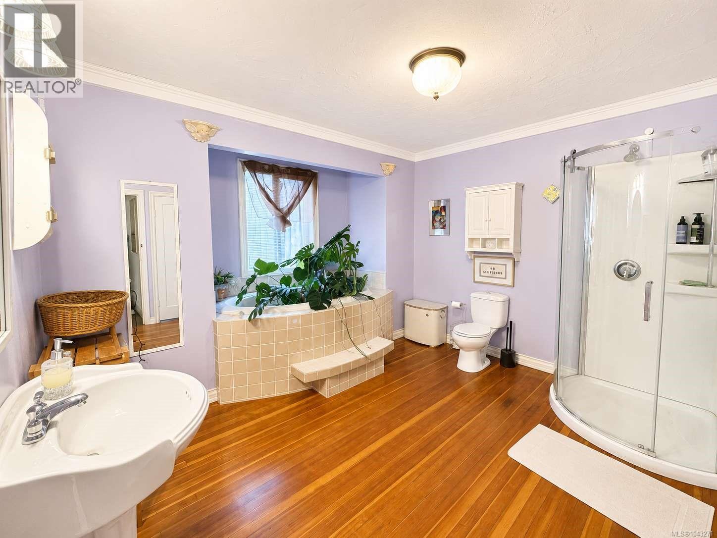 2738 12th Ave - 22