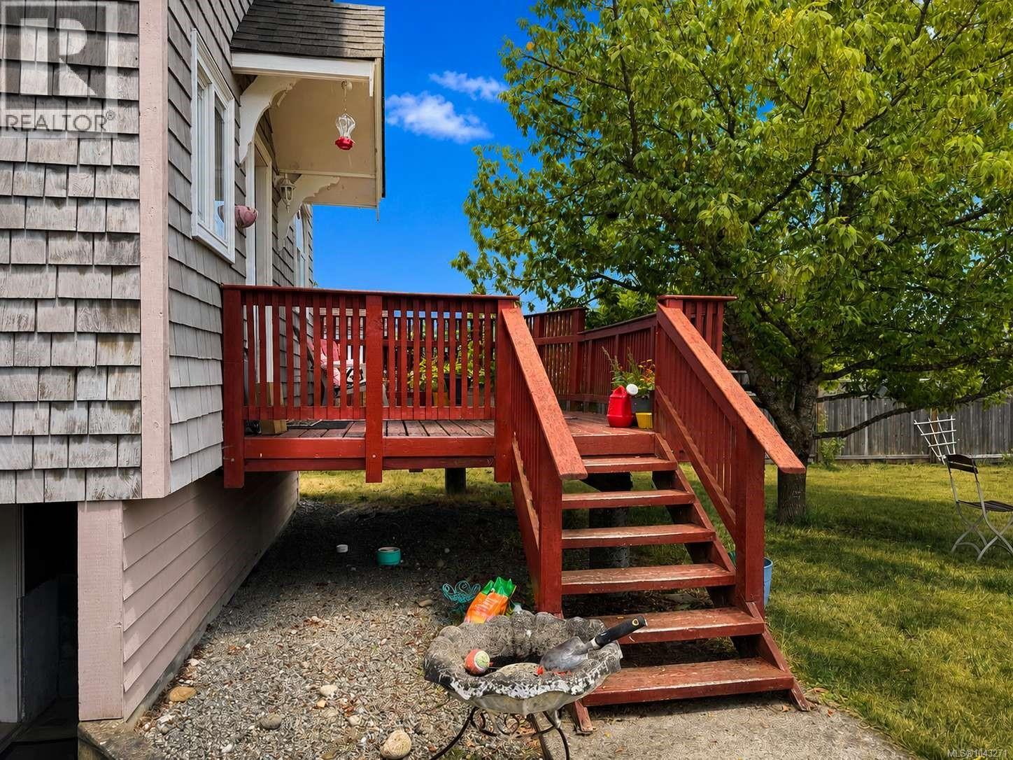 2738 12th Ave - 6