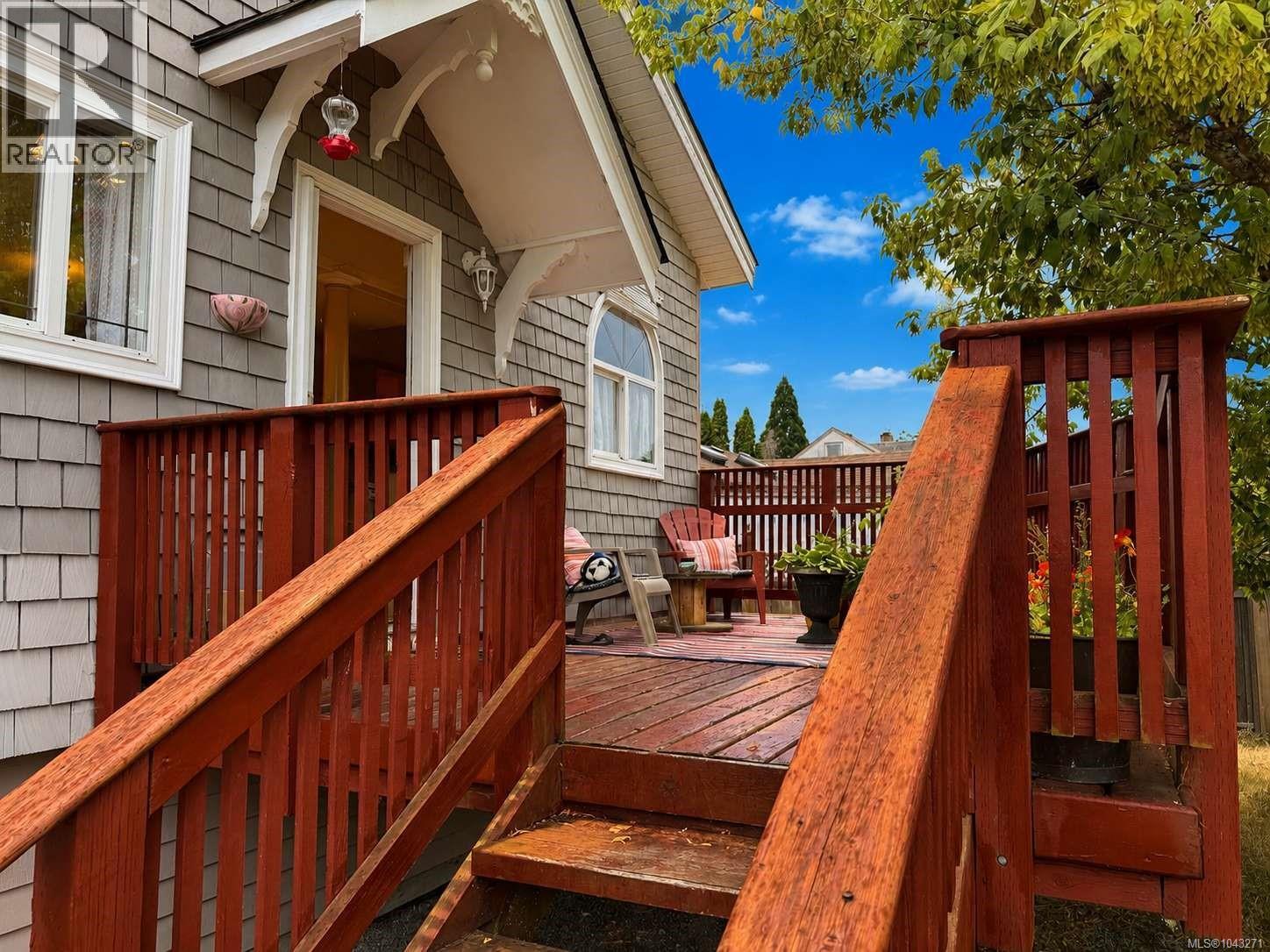 2738 12th Ave - 7
