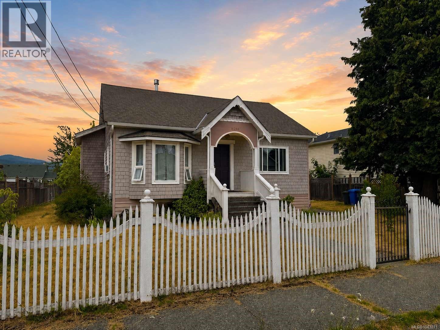 2738 12th Ave - 1