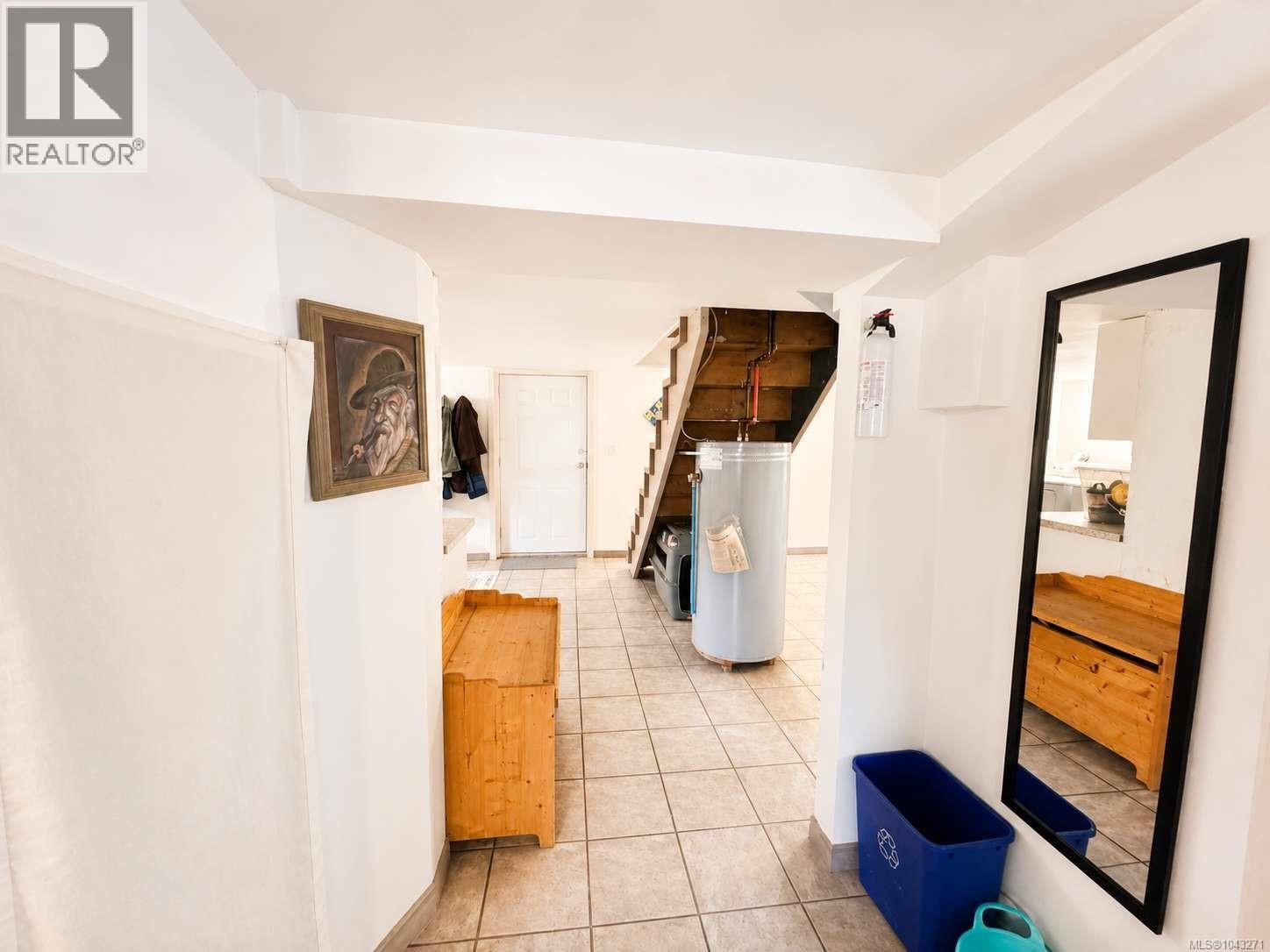 2738 12th Ave - 38