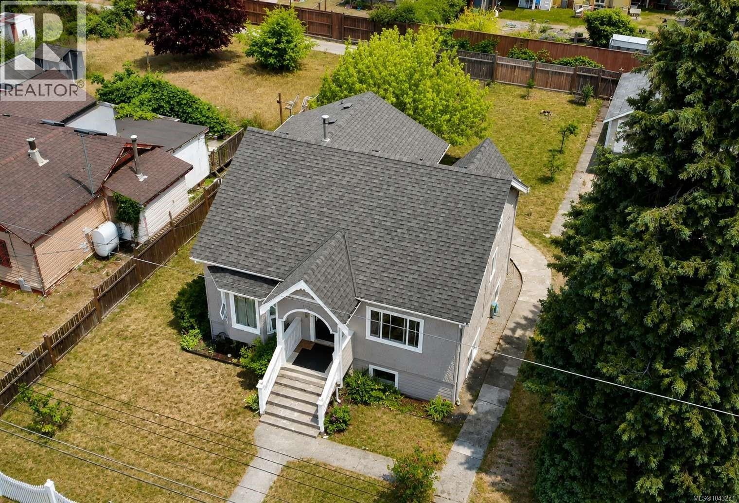 2738 12th Ave - 39