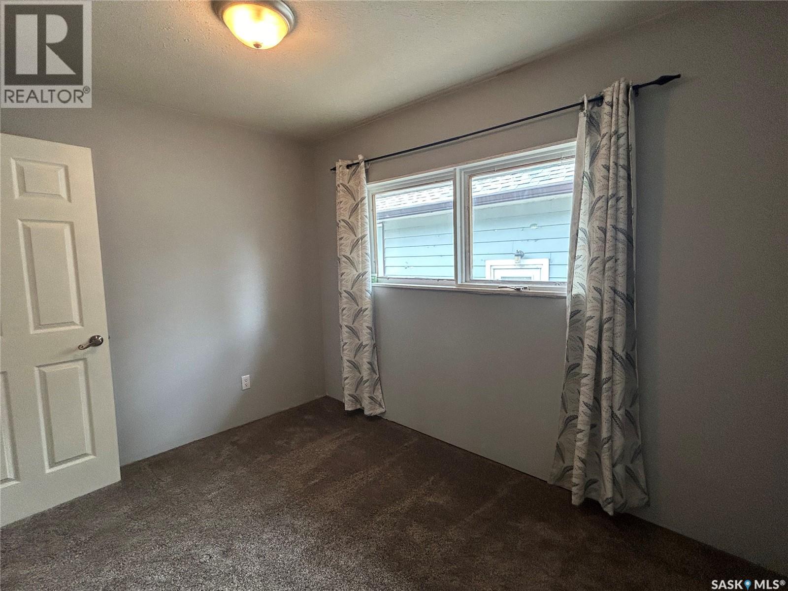 806 5th AVENUE SW - 11