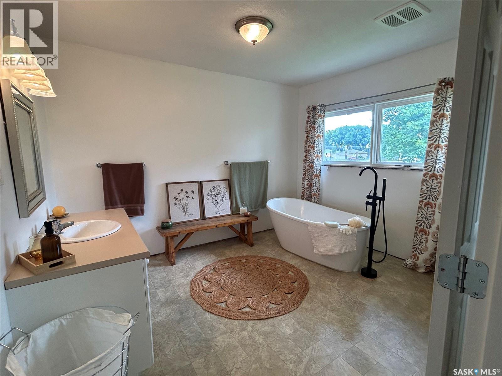 806 5th AVENUE SW - 14