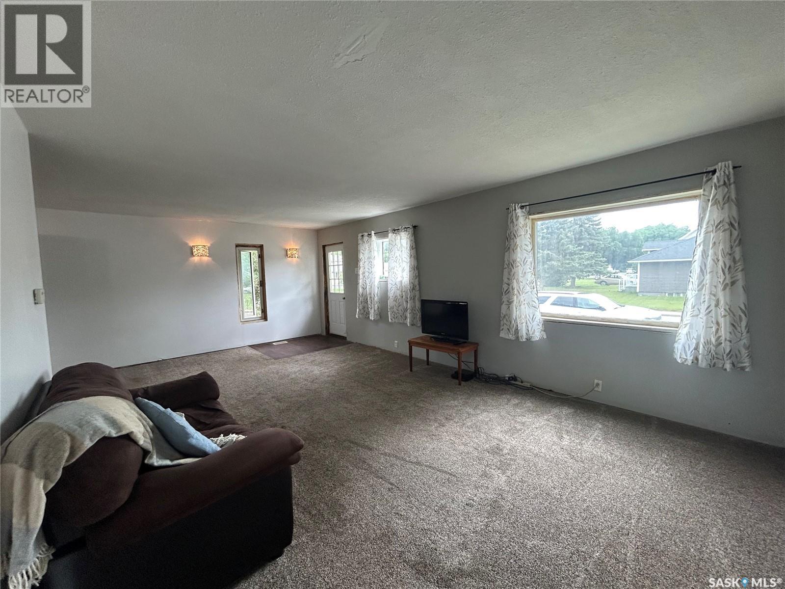 806 5th AVENUE SW - 4