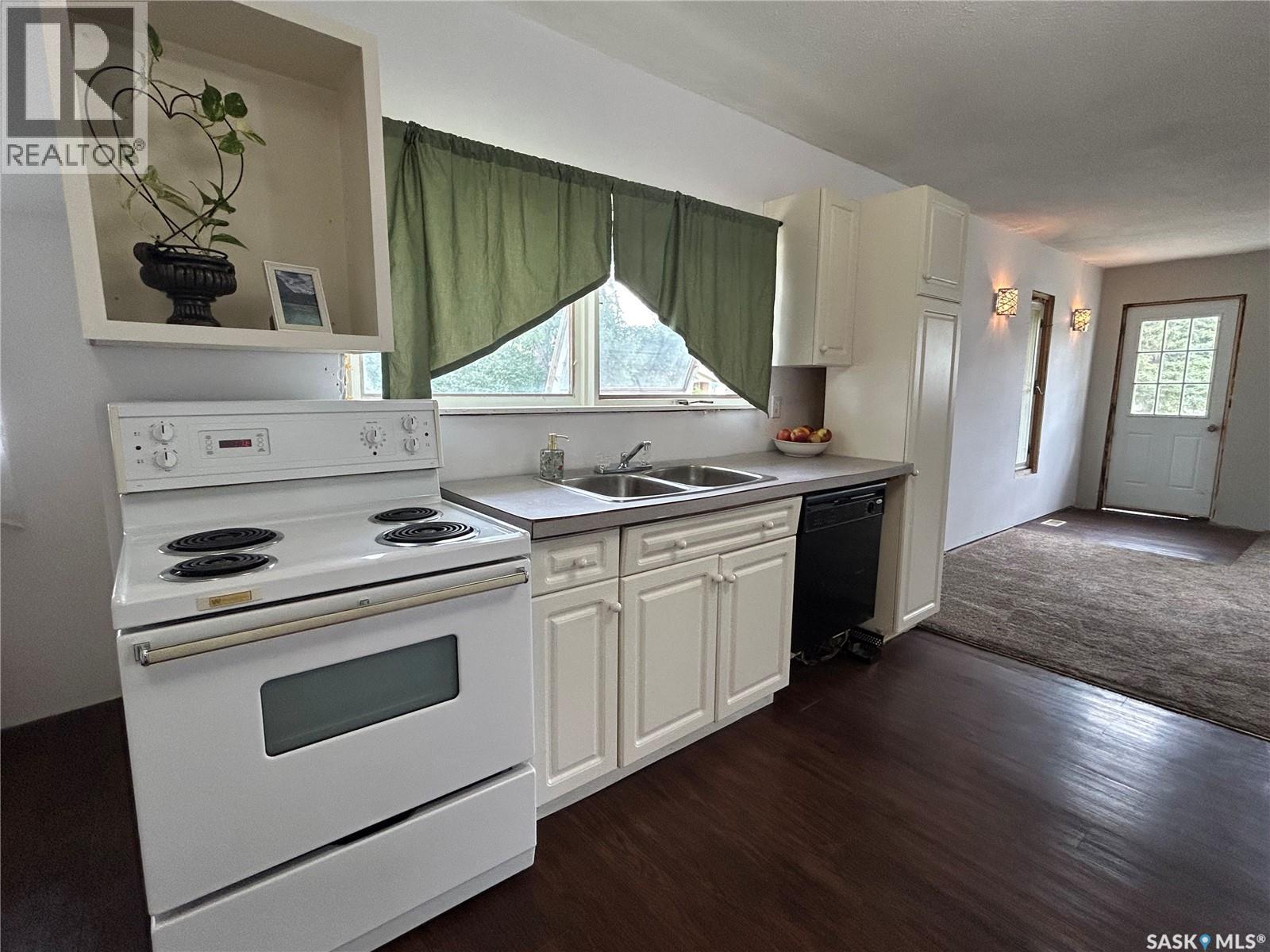 806 5th AVENUE SW - 9