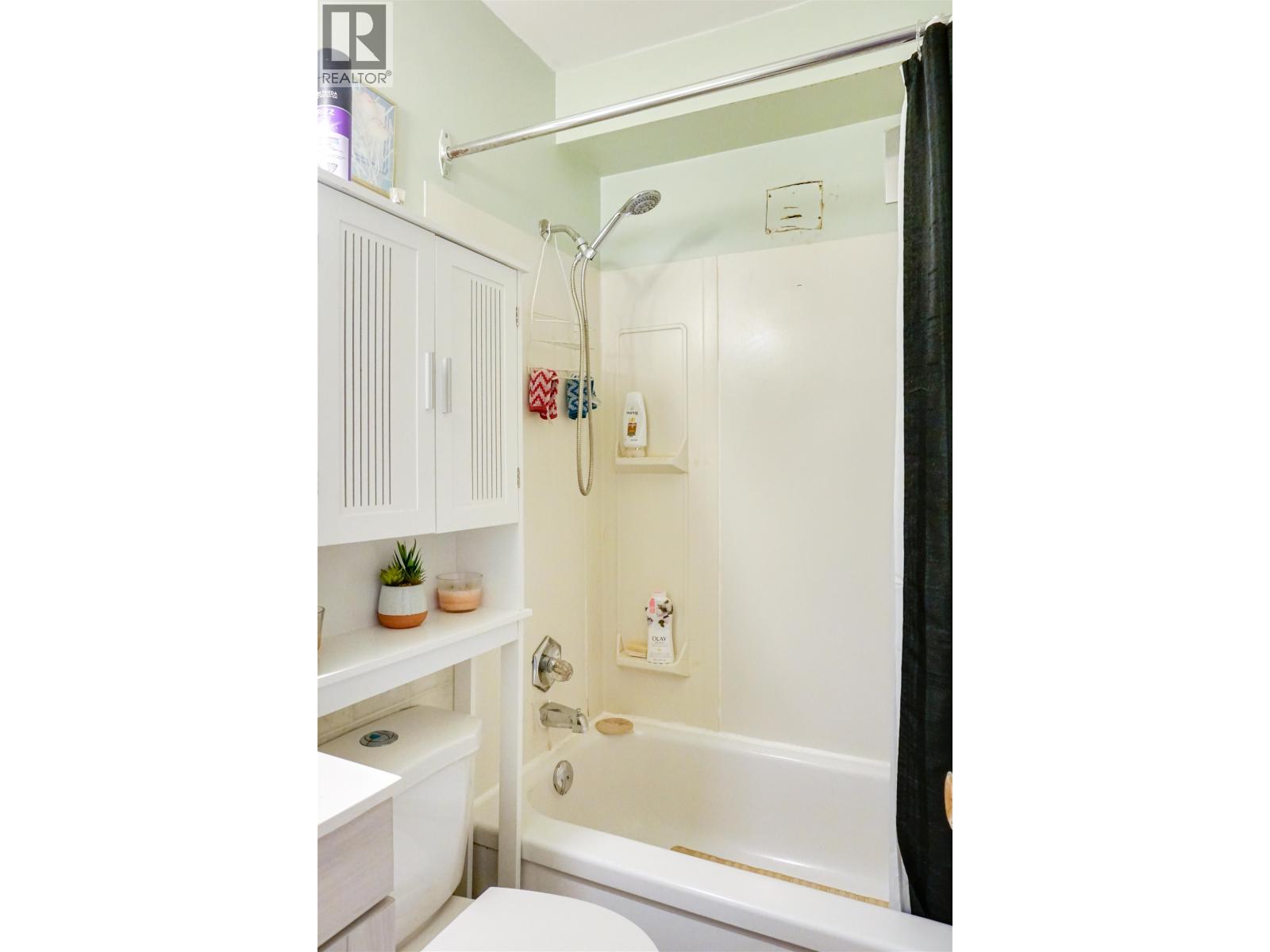 5 GREBE STREET - 10