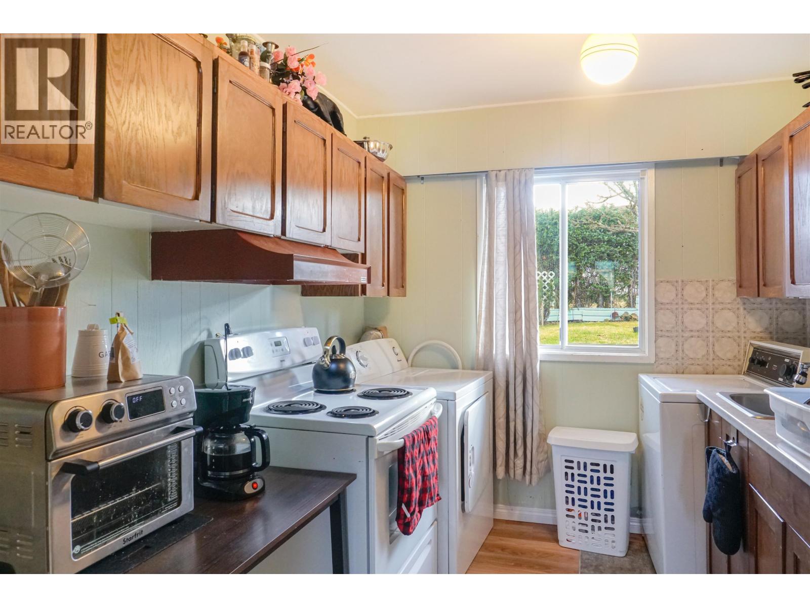 5 GREBE STREET - 11