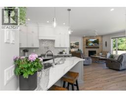 Kitchen - 3515 Newfield Rd, Nanaimo, BC V9S5V6 Photo 19