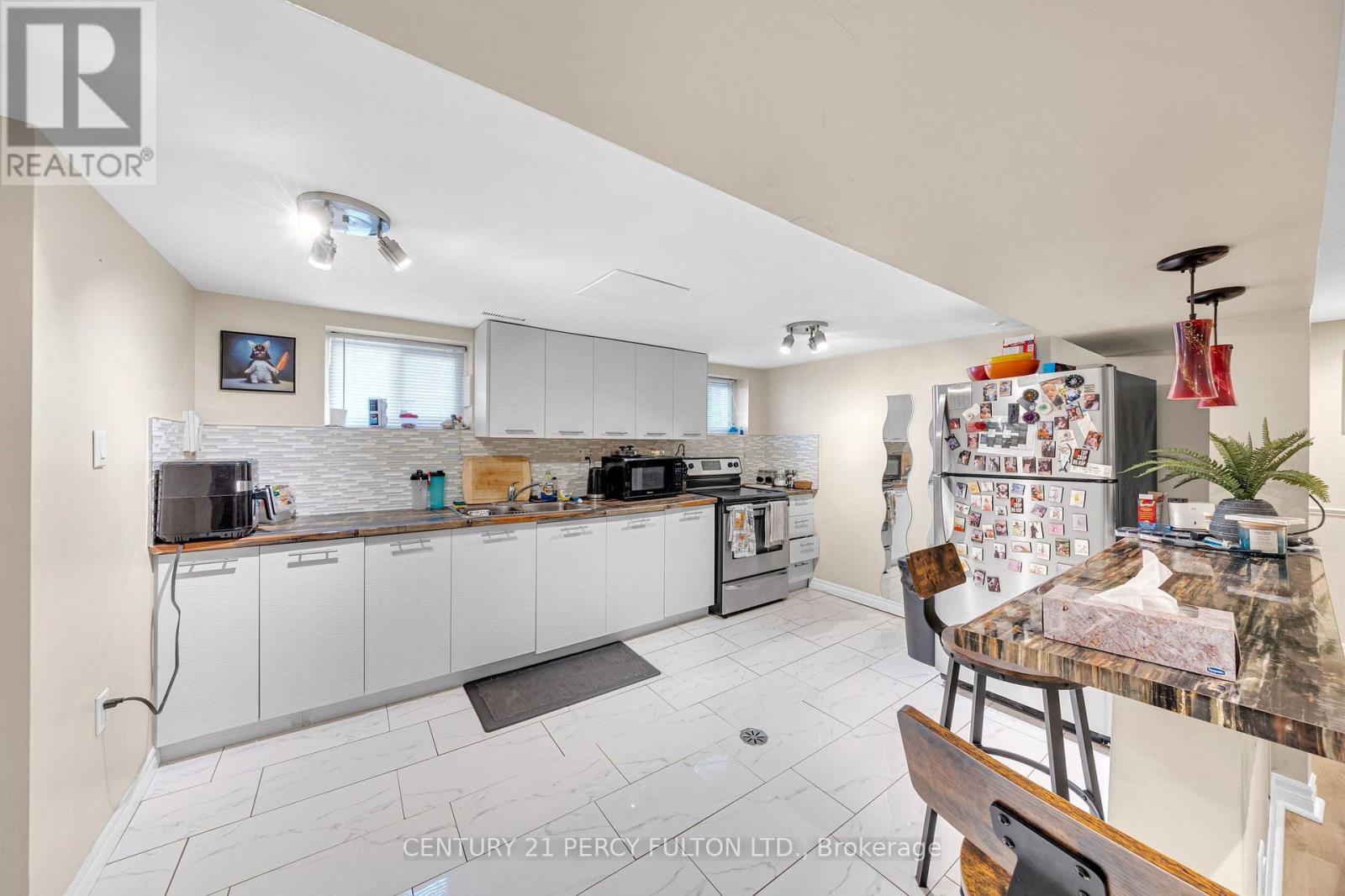 714 LUBLIN AVENUE - 20
