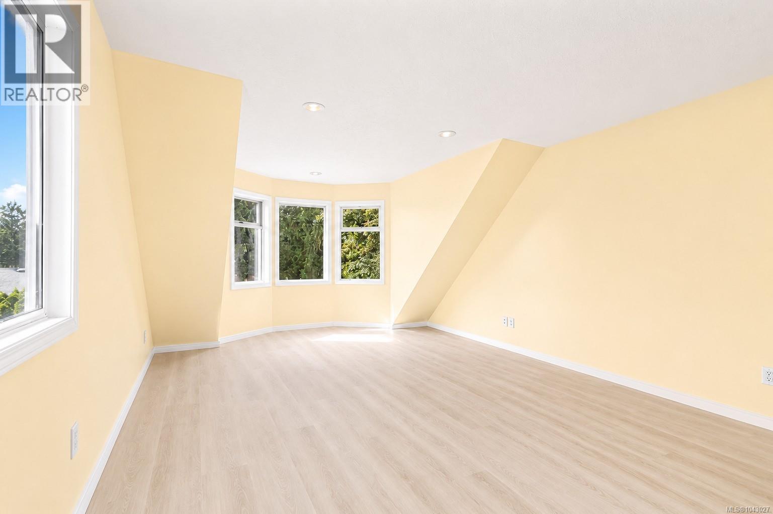 2141 Henlyn Drive, Sooke