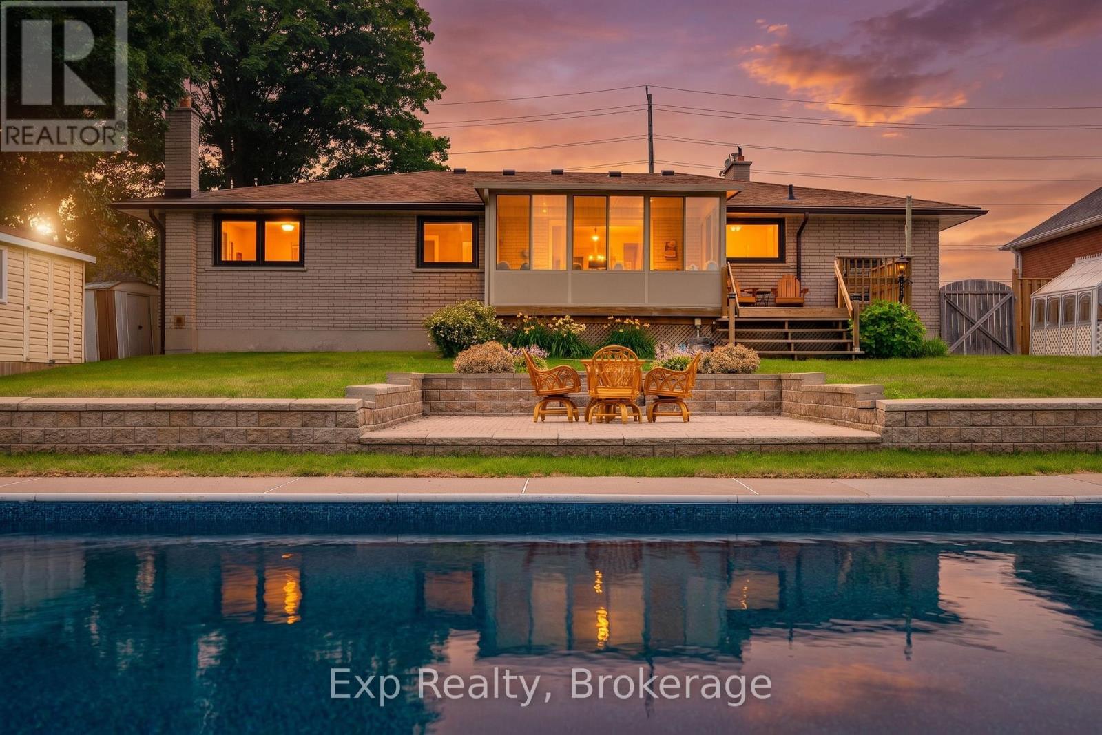 1325 TOWNLINE ROAD N - 1