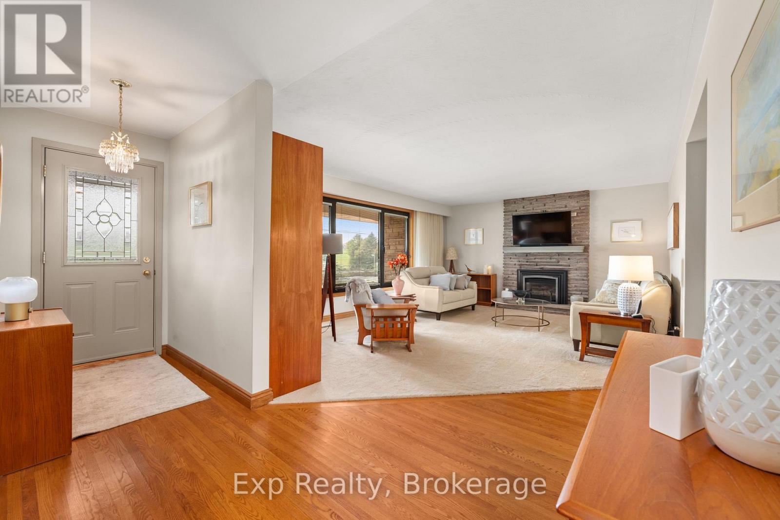 1325 TOWNLINE ROAD N - 8
