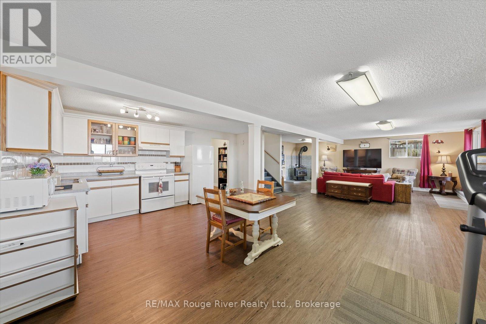 66 TIPPERARY ROAD - 23