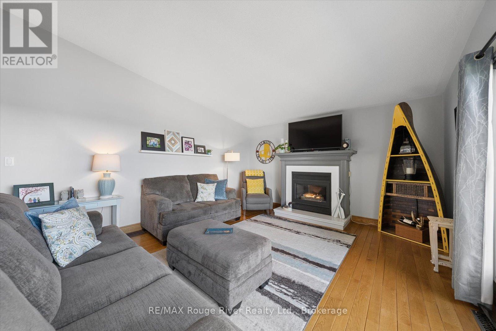66 TIPPERARY ROAD - 5