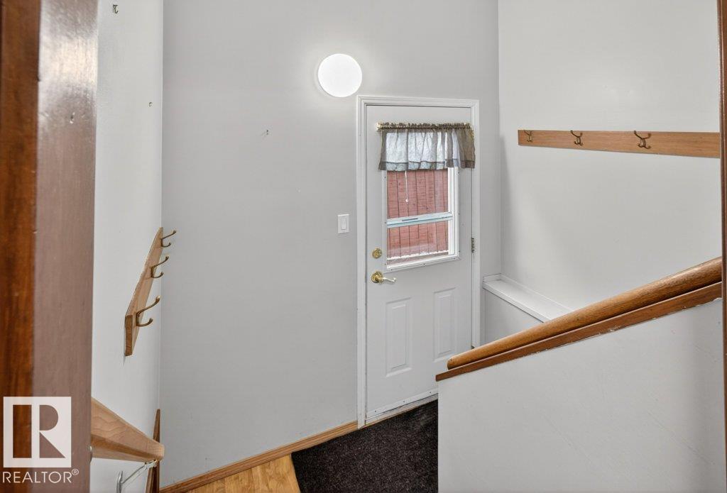 5216 89 AV NW - 27