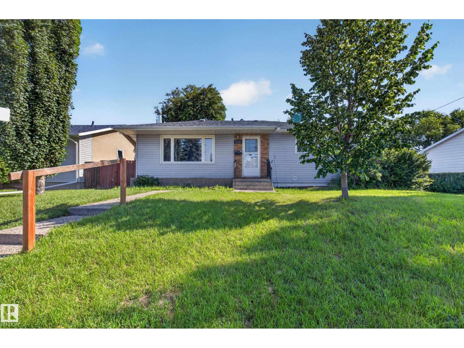 5216 89 AV NW - 3