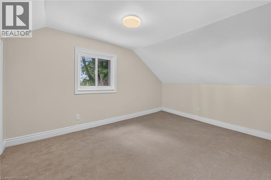 233 NORTH CAYUGA Street W - 32