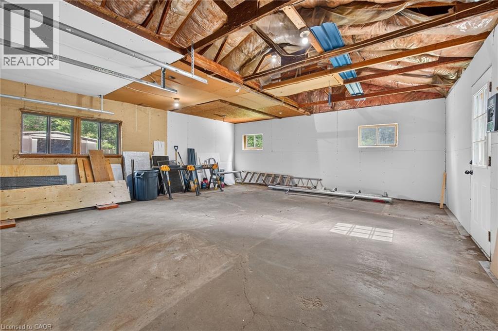 233 NORTH CAYUGA Street W - 34
